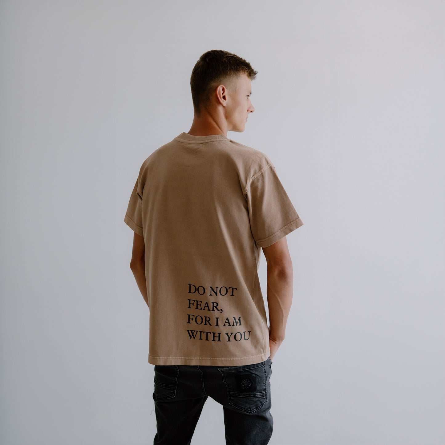 ISAIAH 41:10 OVERSIZED TEE - effortless essentials co.