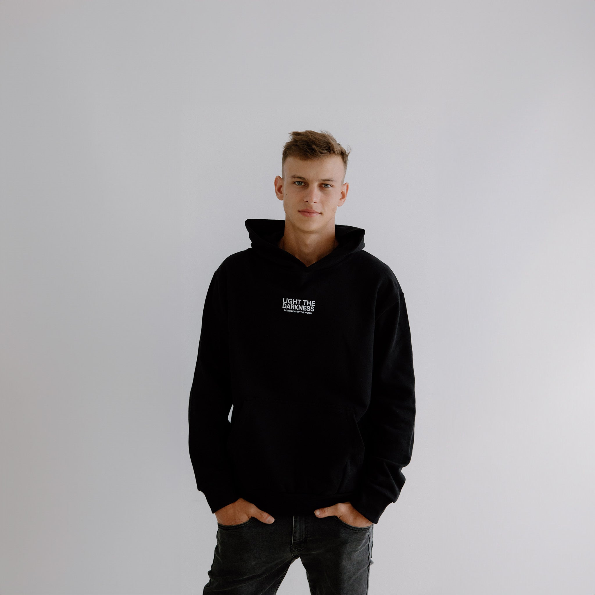 Black hoodie light discount jeans